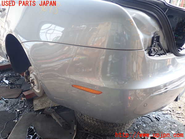 1UPJ-9230781610]ジャガー・XJ(J12LA)リアバンパー 中古_4