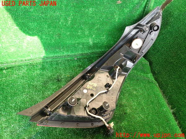 1UPJ-9230781536]ジャガー・XJ(J12LA)左テールランプ 中古_2