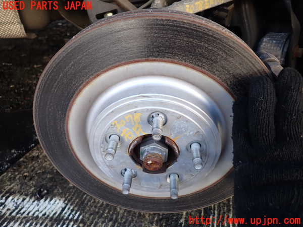1UPJ-9230784300]ジャガー・XJ(J12LA)右リアナックルハブ 中古_2