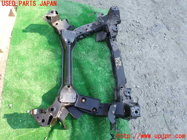 1UPJ-9230785285]ジャガー・XJ(J12LA)フロントメンバー 中古_2