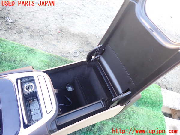1UPJ-9230787540]ジャガー・XJ(J12LA)センターコンソール 中古_3