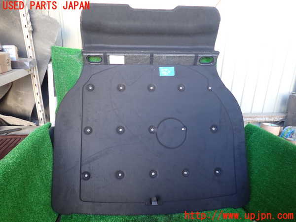 1UPJ-9230787771]ジャガー・XJ(J12LA)ラゲッジトレイ1 中古_2
