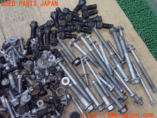 3UPJ=9230790720]BMW 320i Mスポーツ(3B20 F30)ネジ・ナット・ステー類 セット ジャンク_2