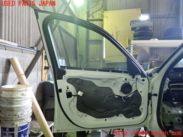 1UPJ-9230791260]BMW 320i(3B20)左前ドア M540 中古_4
