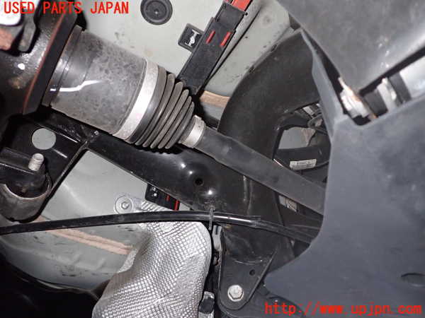1UPJ-9230795295]BMW 320i(3B20)リアメンバー 中古_4