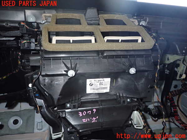 1UPJ-9230796081]BMW 320i(3B20)エバポレーター1 中古_2