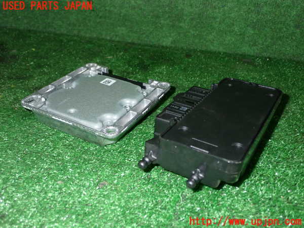 1UPJ-9230796145]BMW 320i(3B20)エアバッグコンピューター 中古_4