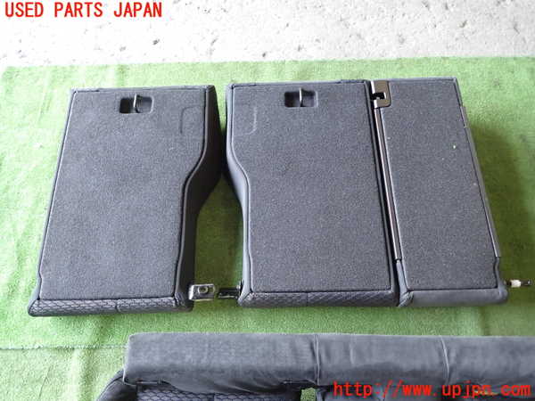 1UPJ-9230797385]BMW 320i(3B20)リアシート 中古_5