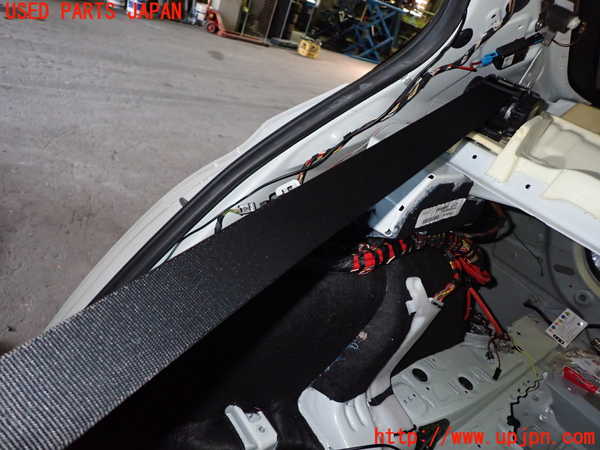 1UPJ-9230797155]BMW 320i(3B20)右2列目シートベルト 中古_2