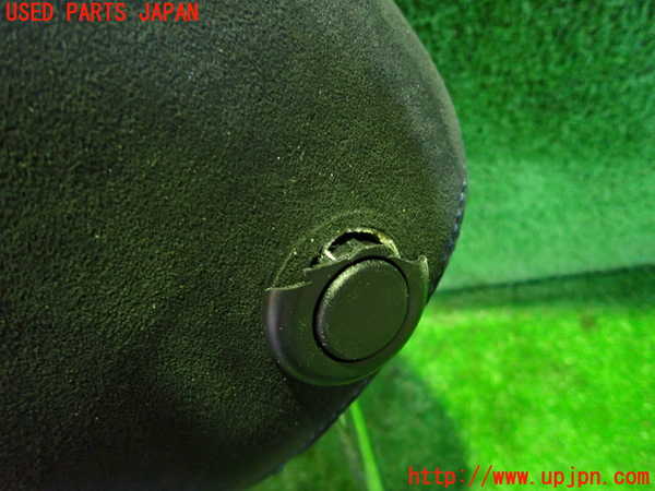 1UPJ-9230797070]BMW 320i(3B20)助手席ヘッドレスト 中古_3