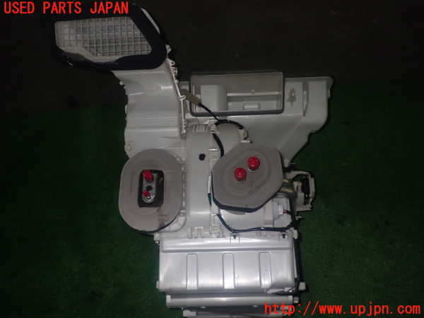 1UPJ-9230806081]セレナ e-POWER C27系(HFC27)エバポレーター1 フロント 中古_4