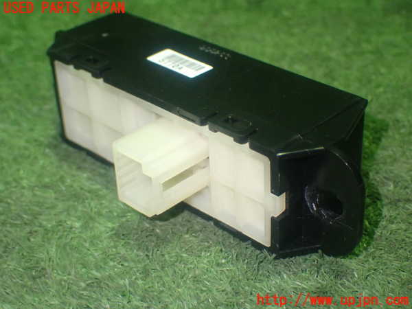 1UPJ-9230806311]セレナ e-POWER C27系(HFC27)スイッチ6 (メーター照度/トリップリセット) 中古_3