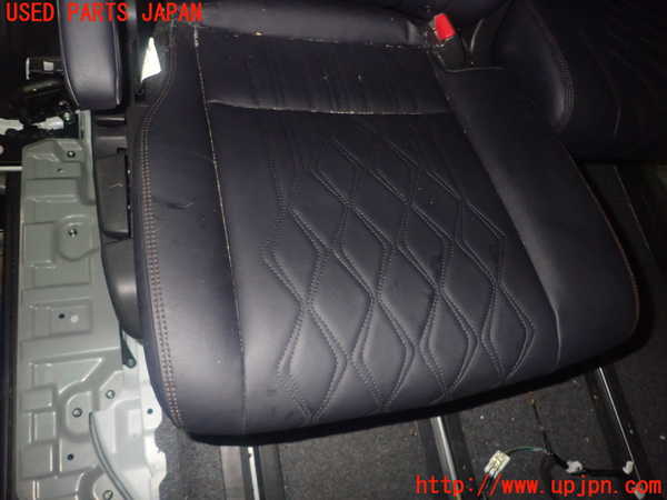 1UPJ-9230807145]セレナ e-POWER C27系(HFC27)右2列目シート 中古_3