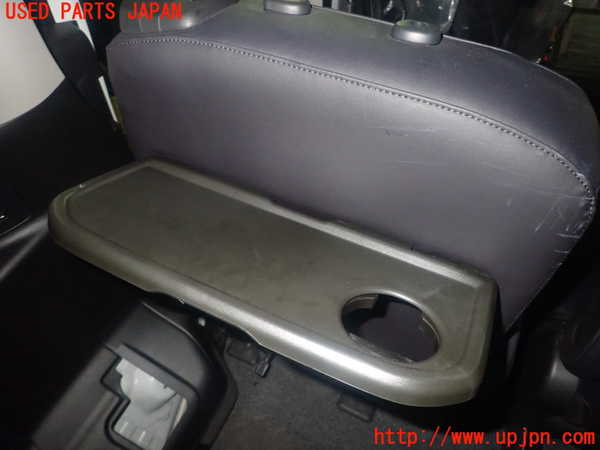 1UPJ-9230807175]セレナ e-POWER C27系(HFC27)左2列目シート 中古_5
