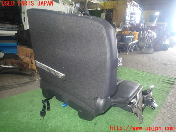 1UPJ-9230807235]セレナ e-POWER C27系(HFC27)右3列目シート 中古_4