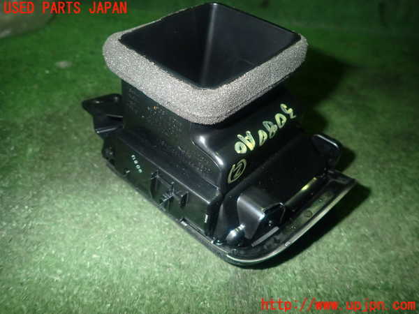 1UPJ-9230807527]セレナ e-POWER C27系(HFC27)エアコン吹き出し口2 左 中古_2