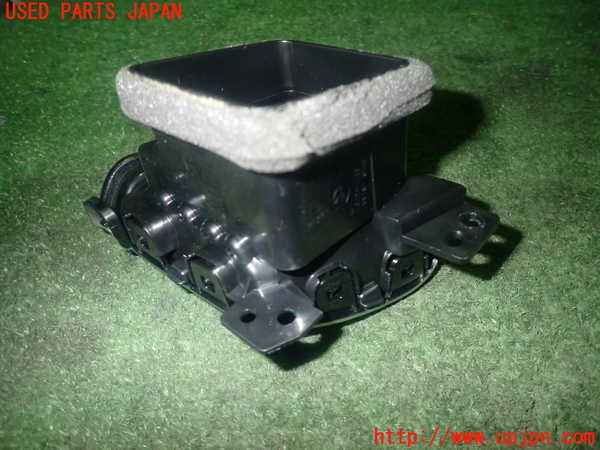 1UPJ-9230807527]セレナ e-POWER C27系(HFC27)エアコン吹き出し口2 左 中古_3