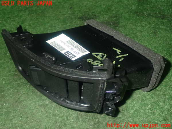 1UPJ-9230807528]セレナ e-POWER C27系(HFC27)エアコン吹き出し口3 真中 中古_2
