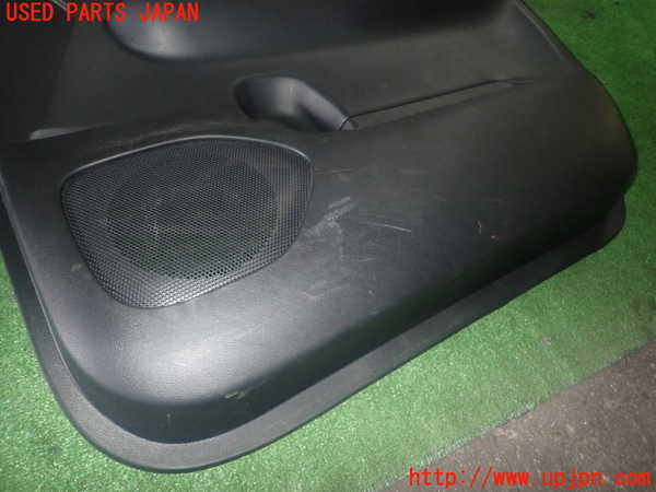 1UPJ-9230801234]セレナ e-POWER C27系(HFC27)右前ドア内張り 中古_3
