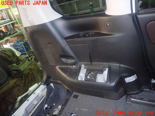 1UPJ-9230807680]セレナ e-POWER C27系(HFC27)左リアピラートリム 中古_3