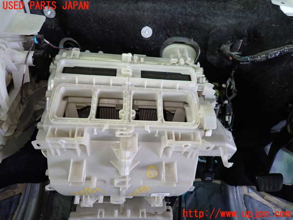 1UPJ-9230816081]ヴェルファイア(ANH20W)エバポレーター1 (フロント) 中古_3