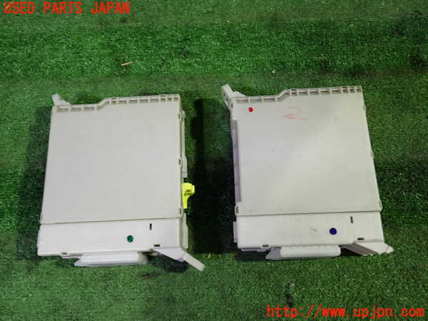 1UPJ-9230816741]ヴェルファイア(ANH20W)ヒューズボックス1 中古_2
