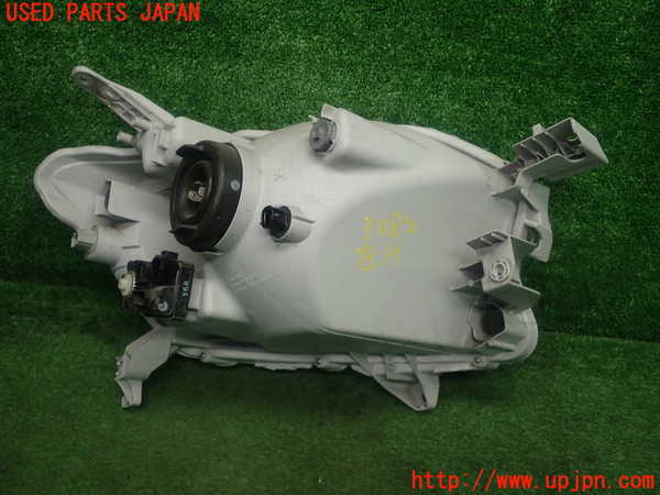 1UPJ-9230821132]サクシード バン ハイブリッド(NHP160V)左ヘッドライト ハロゲン 中古_3