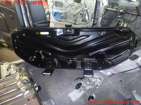 1UPJ-9230827385]サクシード バン ハイブリッド(NHP160V)リアシート 中古_5