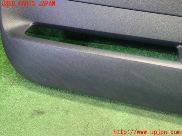 1UPJ-9230821234]サクシード バン ハイブリッド(NHP160V)右前ドア内張り 中古_3