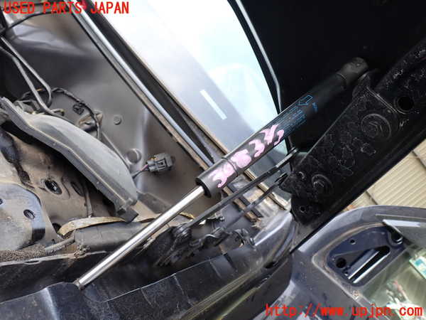 1UPJ-9230831068]ランドローバー・フリーランダー2(LF32)ボンネットダンパー 中古_2