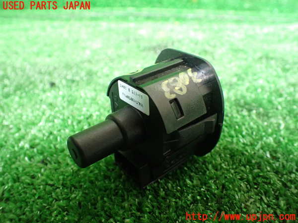 1UPJ-9230836310]ランドローバー・フリーランダー2(LF32)スイッチ5 (パッセンジャーOFF) 中古_2