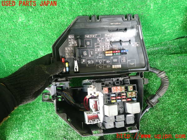 1UPJ-9230836741]ランドローバー・フリーランダー2(LF32)ヒューズボックス1 ジャンク部品取り_2