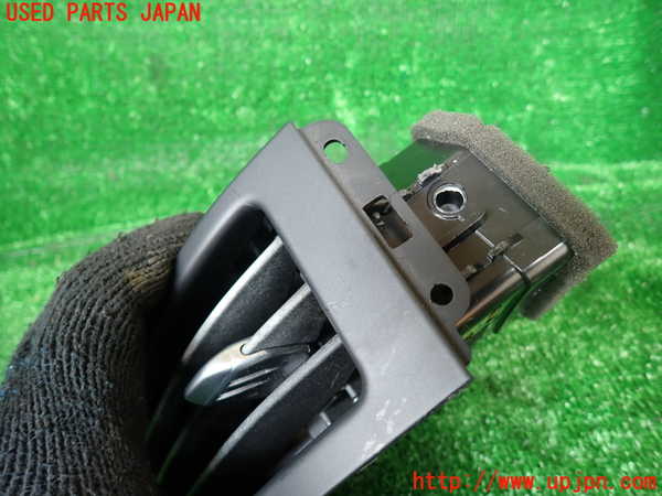 1UPJ-9230837527]ランドローバー・フリーランダー2(LF32)エアコン吹き出し口2 (左) ジャンク部品取り_2