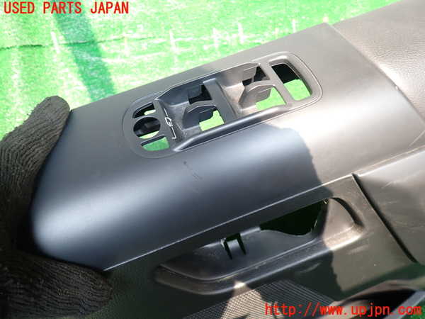 1UPJ-9230831234]ランドローバー・フリーランダー2(LF32)右前ドア内張り 中古_2