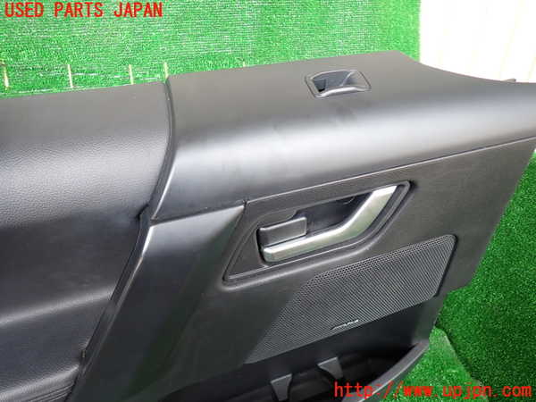 1UPJ-9230831264]ランドローバー・フリーランダー2(LF32)左前ドア内張り 中古_2