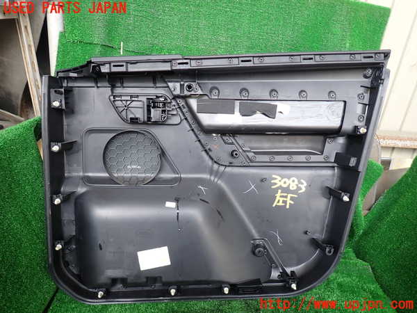 1UPJ-9230831264]ランドローバー・フリーランダー2(LF32)左前ドア内張り 中古_4