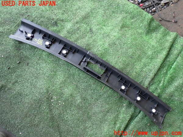 1UPJ-9230837772]ランドローバー・フリーランダー2(LF32)ラゲッジトレイ2 中古_2
