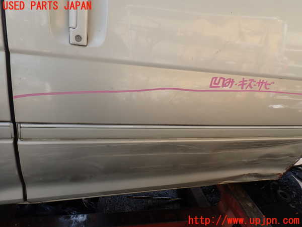 1UPJ-9230841320]ハイエースワゴン100系(KZH106W)左後ドア M2A45 中古_2