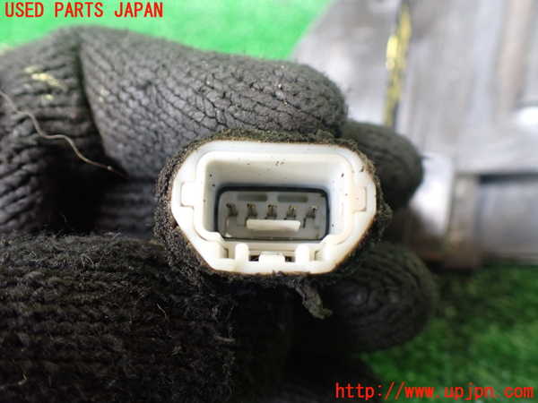 1UPJ-9230841210]ハイエースワゴン100系(KZH106W)右ドアミラー 中古_4