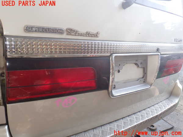 1UPJ-9230841566]ハイエースワゴン100系(KZH106W)バックドア リアゲート ハッチ M283 中古_3