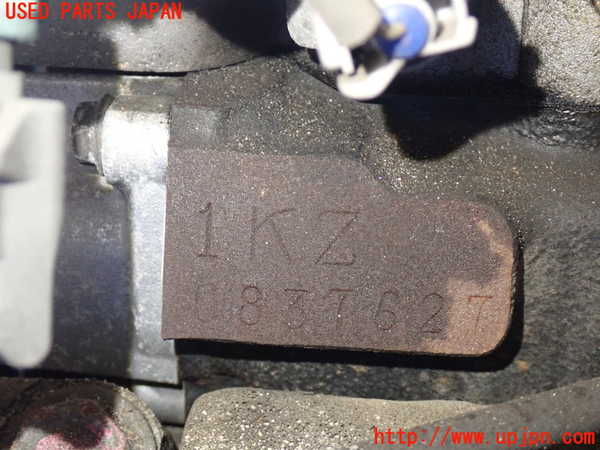 1UPJ-9230842010]ハイエースワゴン100系(KZH106W)エンジン 1KZ-TE 4WD 中古_4