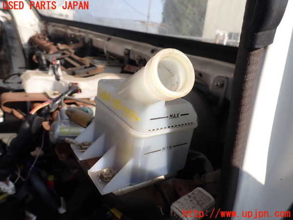 1UPJ-9230844050]ハイエースワゴン100系(KZH106W)ブレーキマスターシリンダー 中古_2