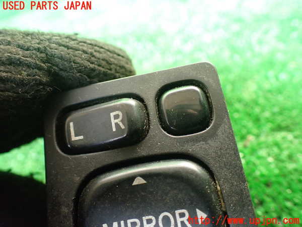 1UPJ-9230846280]ハイエースワゴン100系(KZH106W)ミラースイッチ 中古_2