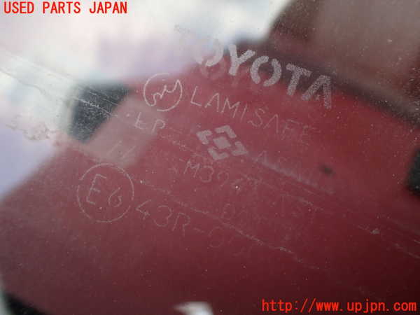 1UPJ-9230851195]ハイラックスサーフ N130系 4ドア(YN130G)フロントガラス 中古 ASAHI M394_3