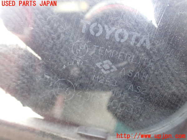 1UPJ-9230851230]ハイラックスサーフ N130系 4ドア(YN130G)右前ドア 中古 ASAHI M283_5