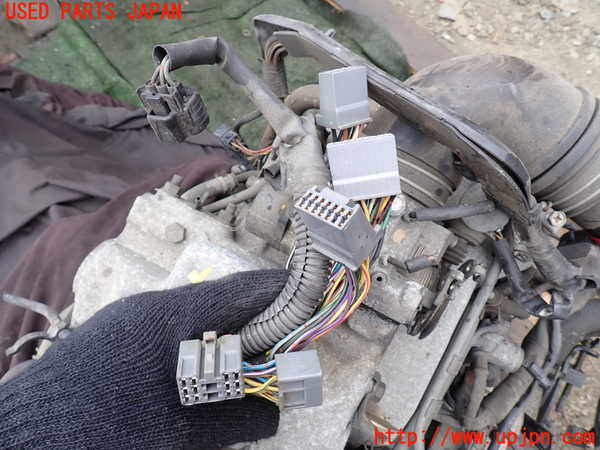 1UPJ-9230852010]ハイラックスサーフ N130系 4ドア(YN130G)エンジン 3Y-E 4WD 中古_3