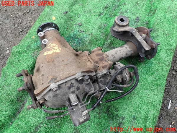 1UPJ-9230854350]ハイラックスサーフ N130系 4ドア(YN130G)フロントデフ 中古_2