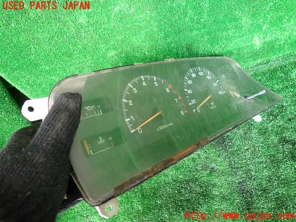 1UPJ-9230856170]ハイラックスサーフ N130系 4ドア(YN130G)スピードメーター 中古_2