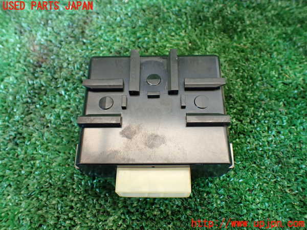 1UPJ-9230856146]ハイラックスサーフ N130系 4ドア(YN130G)コンピューター1(アンテナリレー) 中古 85914-30010_3