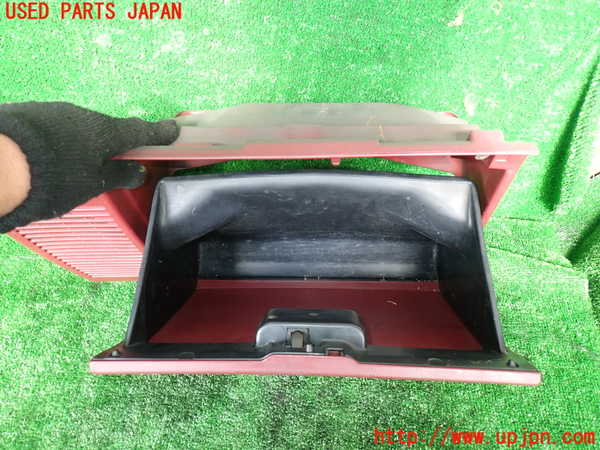 1UPJ-9230857516]ハイラックスサーフ N130系 4ドア(YN130G)グローブボックス1 中古_3